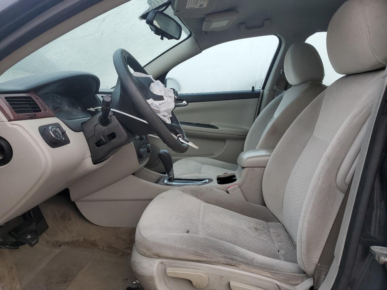 2009 Chevrolet Impala - Image 7
