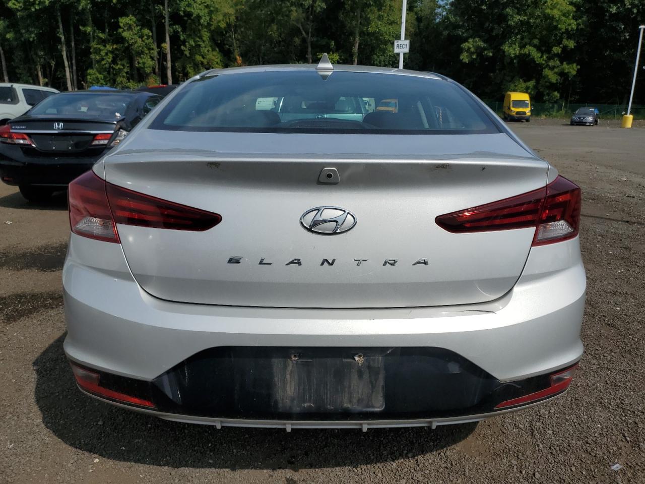 2019 Hyundai Elantra Sel VIN: 5NPD84LF7KH428168 Lot: 71614054