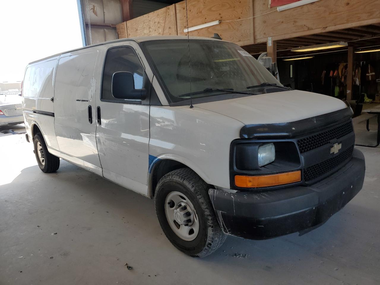 VIN 1GCZGHFG8G1133888 2016 CHEVROLET EXPRESS no.4