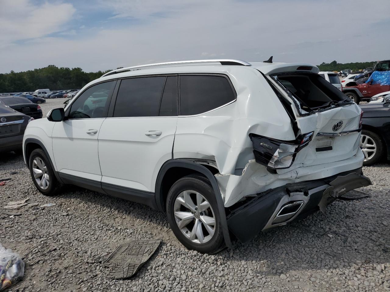 1V2DR2CA6KC510621 2019 VOLKSWAGEN ATLAS - Image 2