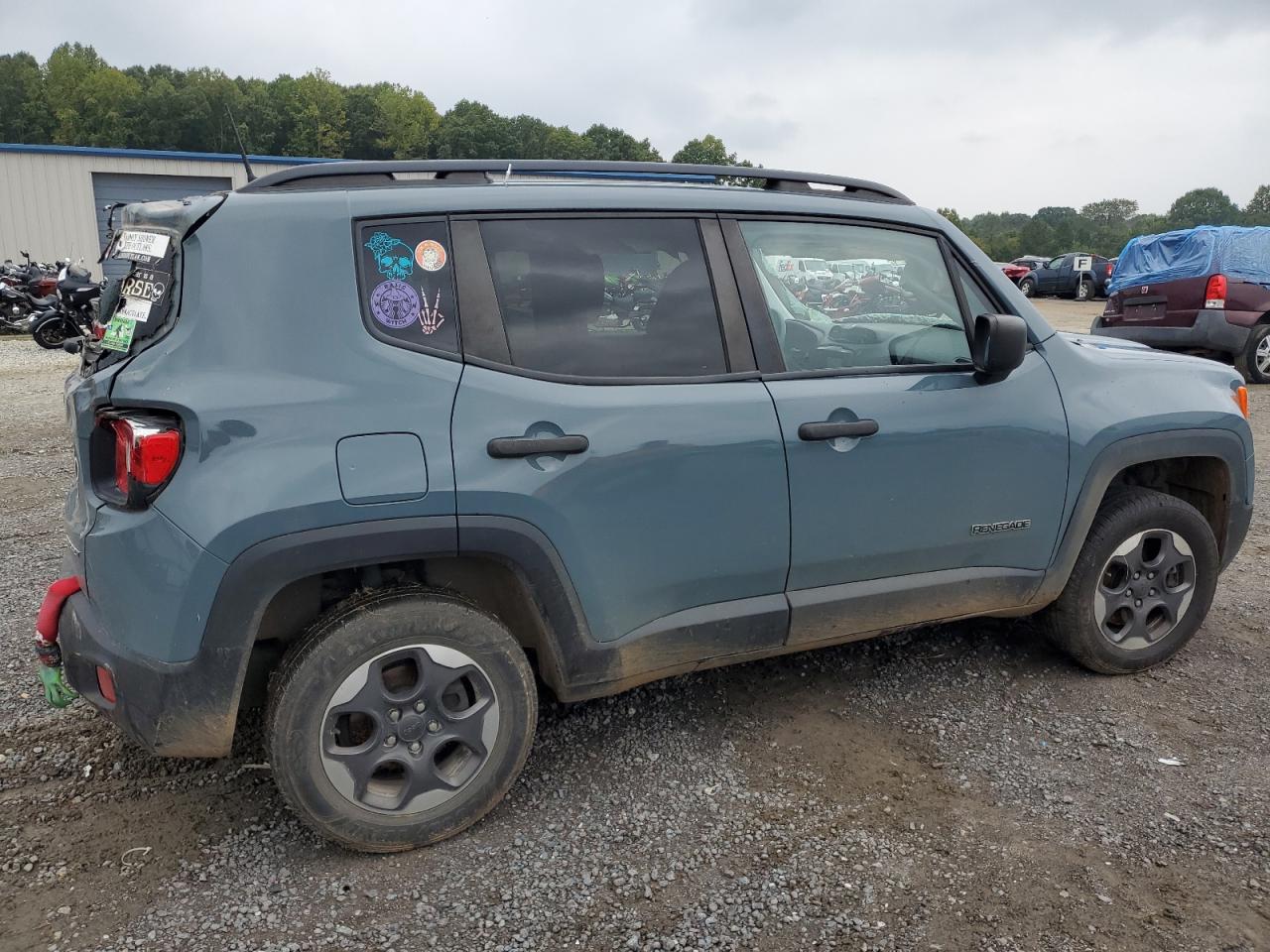 VIN ZACCJBABXJPG97338 2018 JEEP RENEGADE no.3