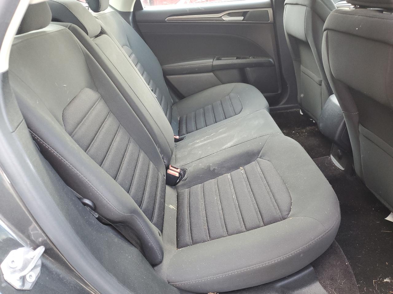 2017 Ford Fusion - Image 10