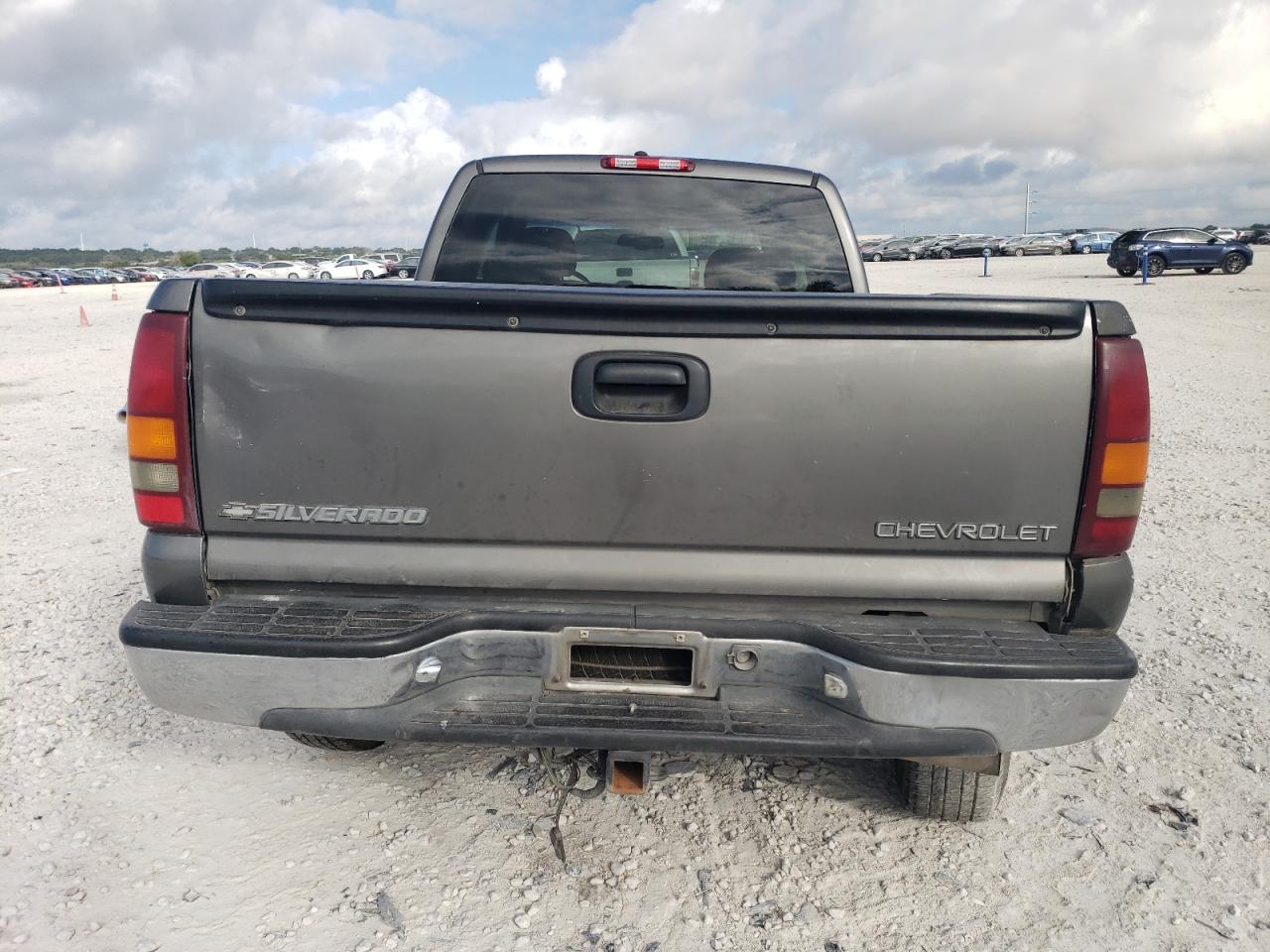 2000 Chevrolet Silverado C1500 VIN: 2GCEC19T0Y1327854 Lot: 72445324