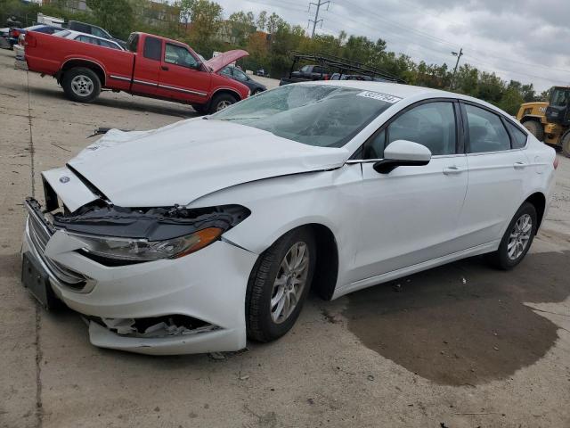  FORD FUSION 2018 Белы