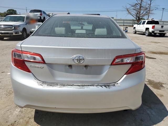  TOYOTA CAMRY 2013 Серебристый