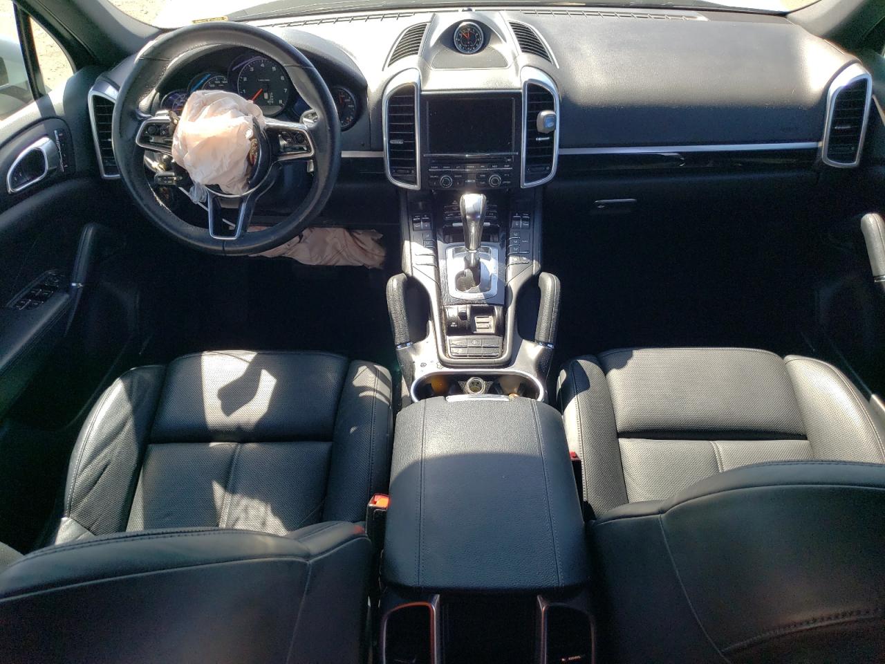 WP1AA2A23GLA00787 2016 Porsche Cayenne