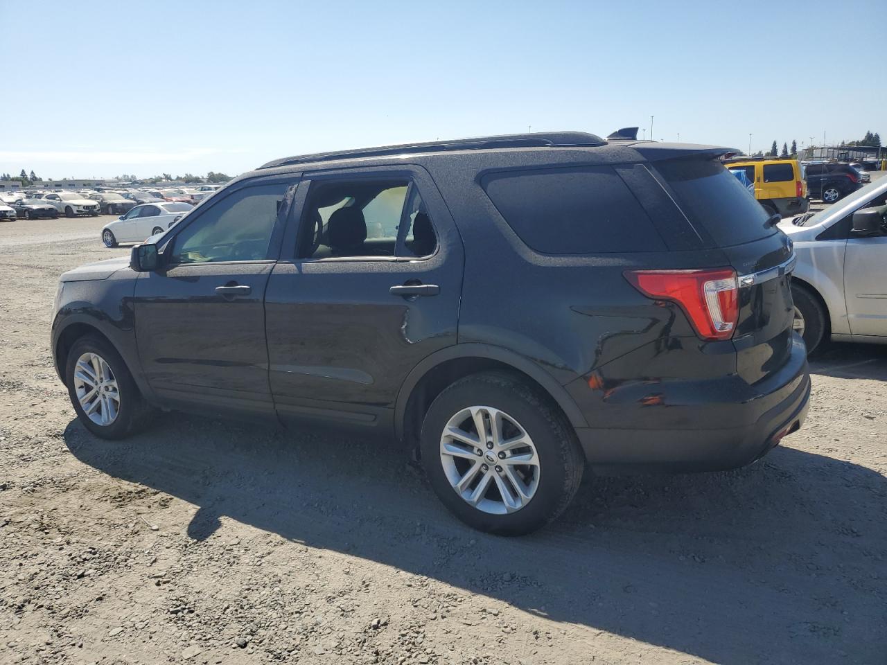 1FM5K7BHXHGC67995 2017 FORD EXPLORER - Image 2