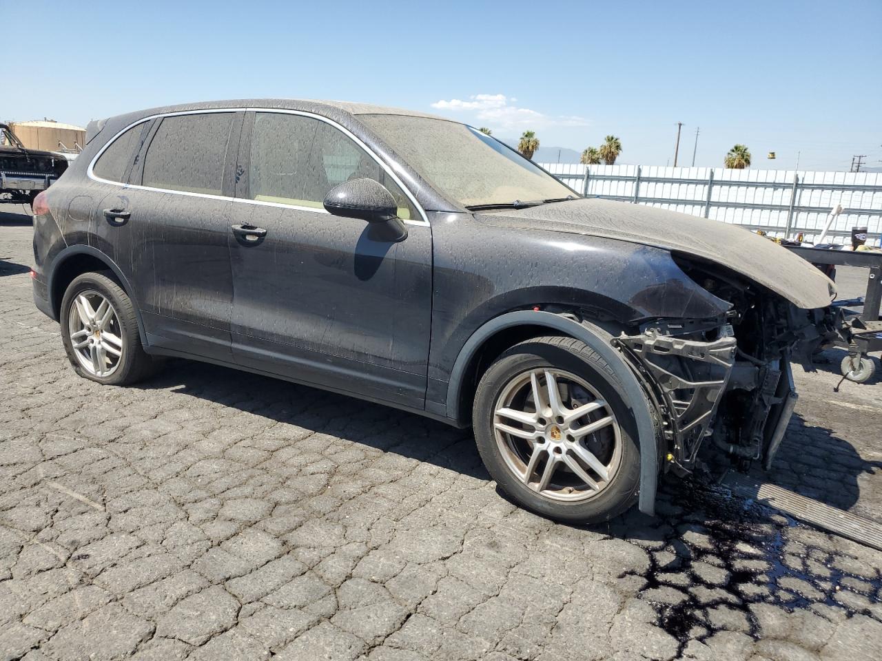 WP1AA2A25GKA10775 2016 Porsche Cayenne