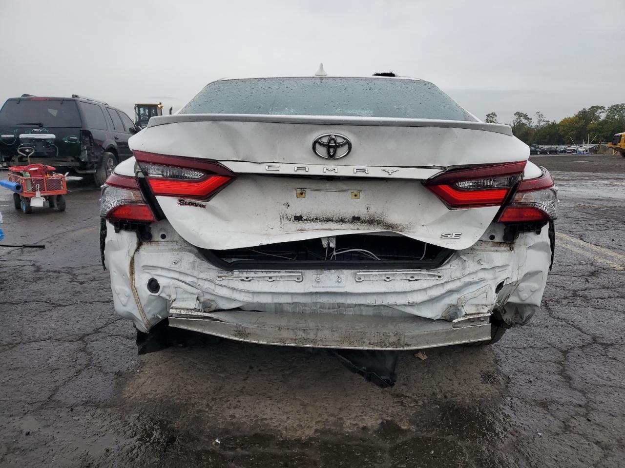 2021 Toyota Camry - Image 6