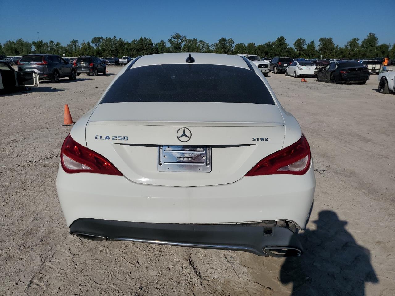 WDDSJ4EB3JN603879 2018 Mercedes-Benz Cla 250