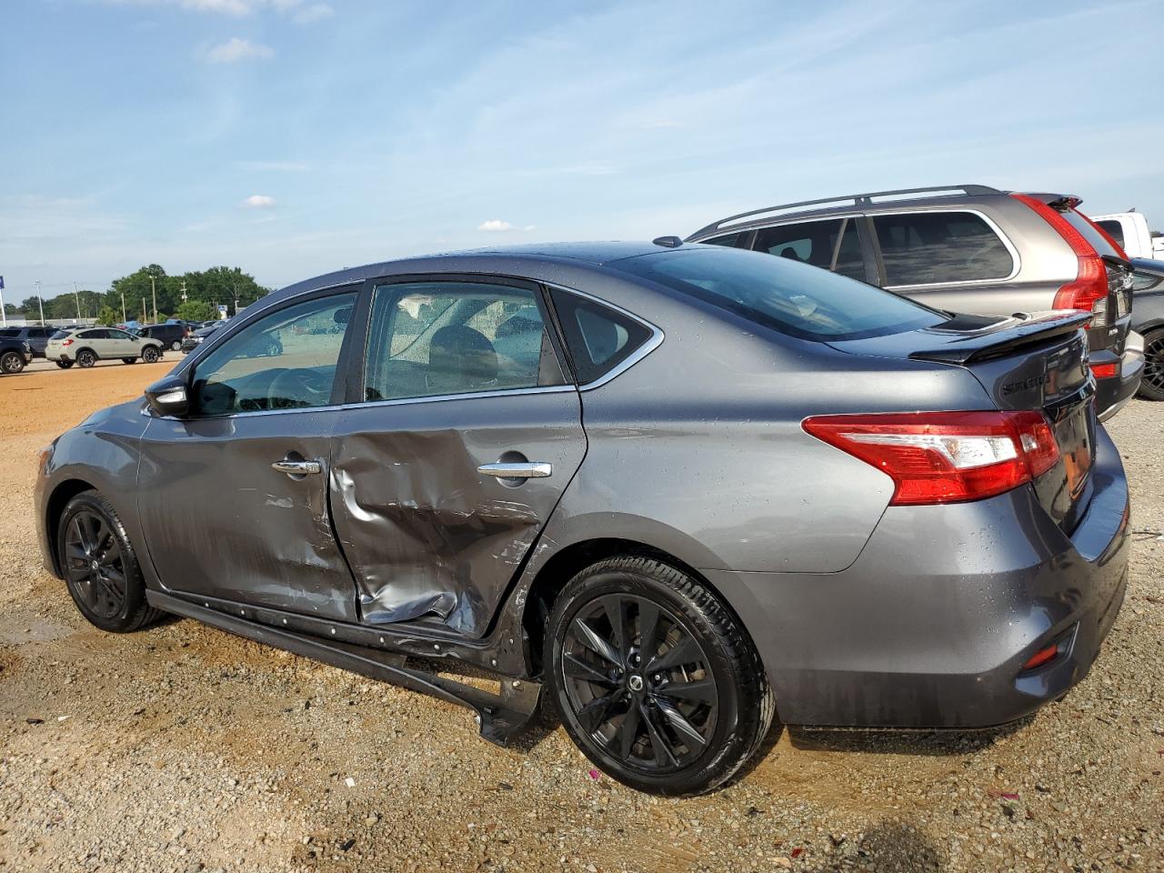 VIN 3N1AB7AP7JY233404 2018 NISSAN SENTRA no.2