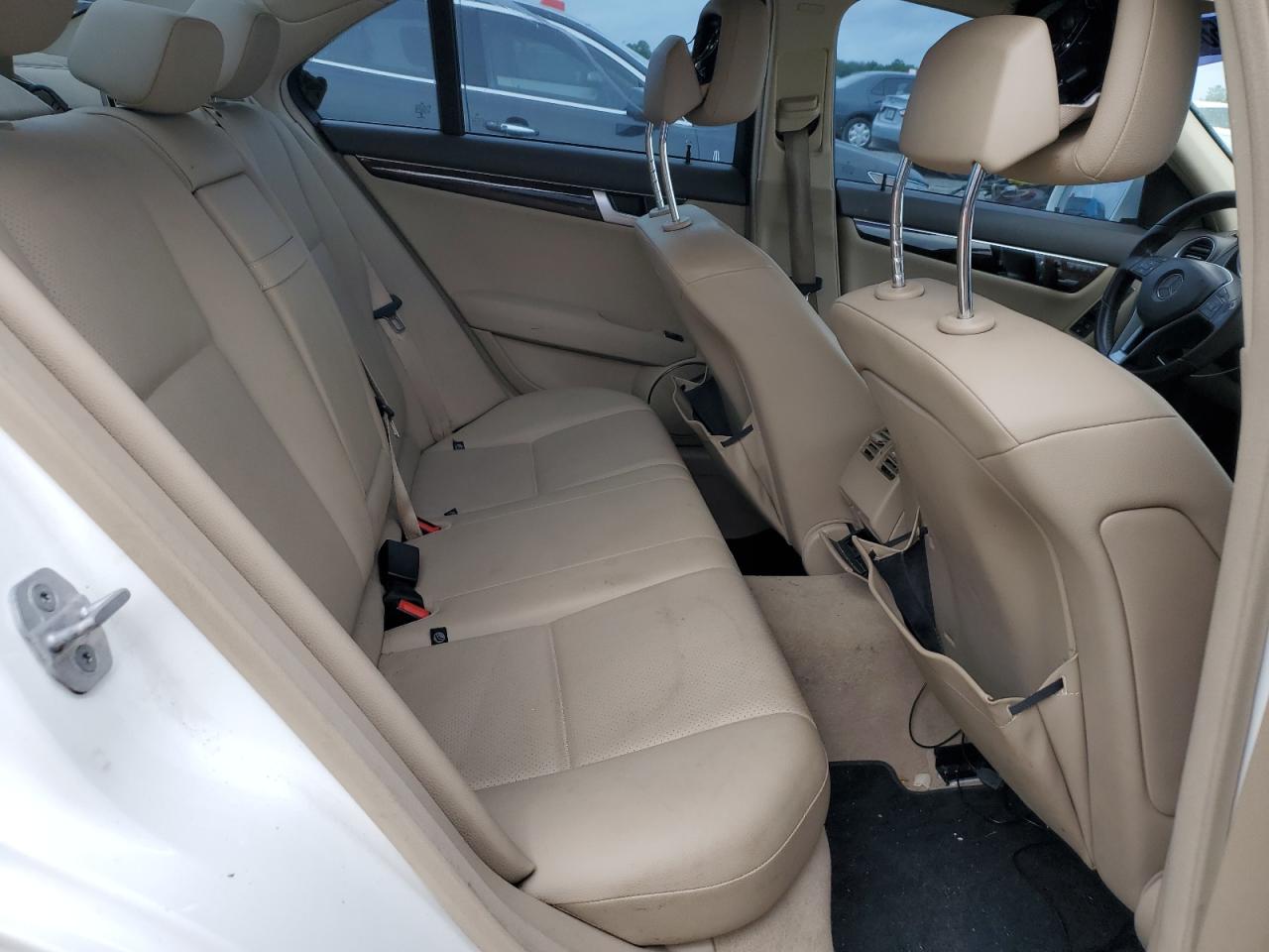 2014 Mercedes-Benz C 250 VIN: WDDGF4HB8EG256532 Lot: 73110564