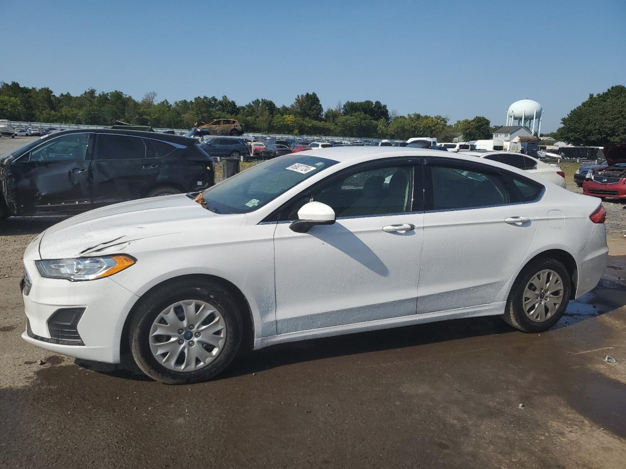 2019 Ford Fusion S VIN: 3FA6P0G76KR281349 Lot: 69827724