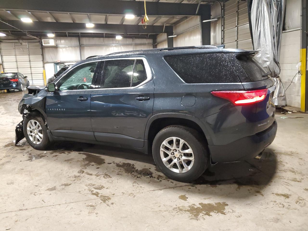 1GNEVGKW5KJ179058 2019 CHEVROLET TRAVERSE - Image 2