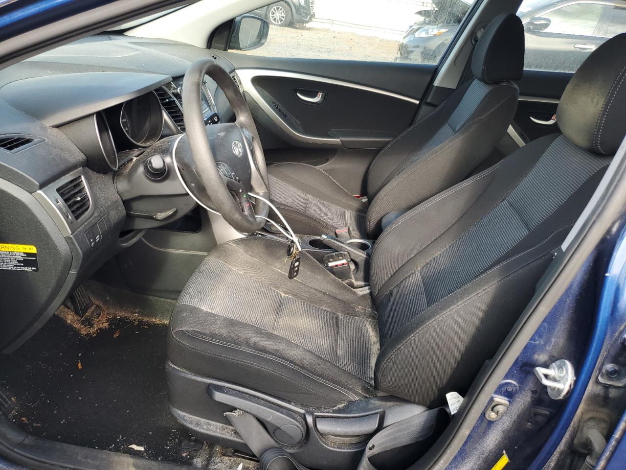 2013 Hyundai Elantra - Image 7
