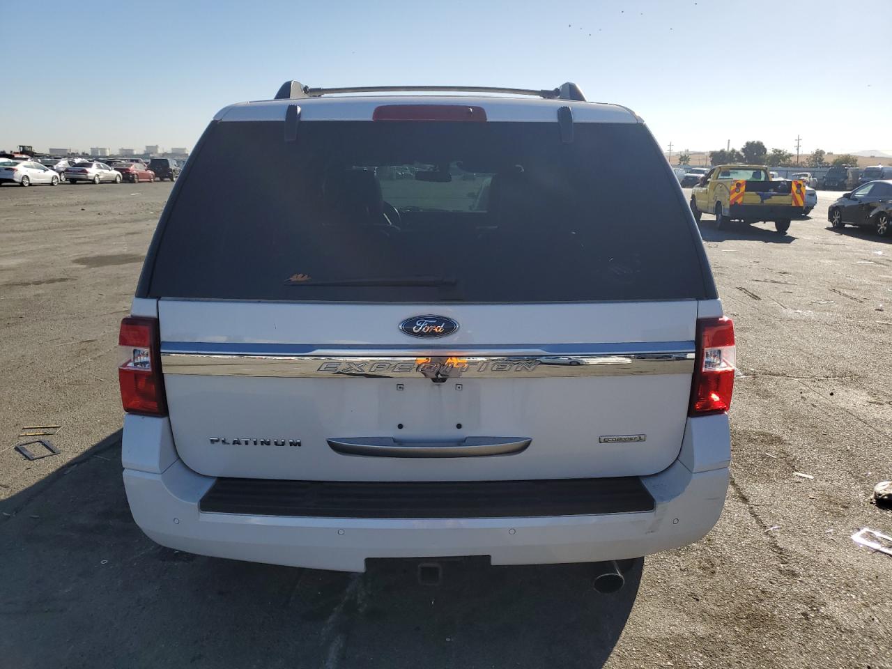 1FMJU1MT6FEF16924 2015 Ford Expedition Platinum