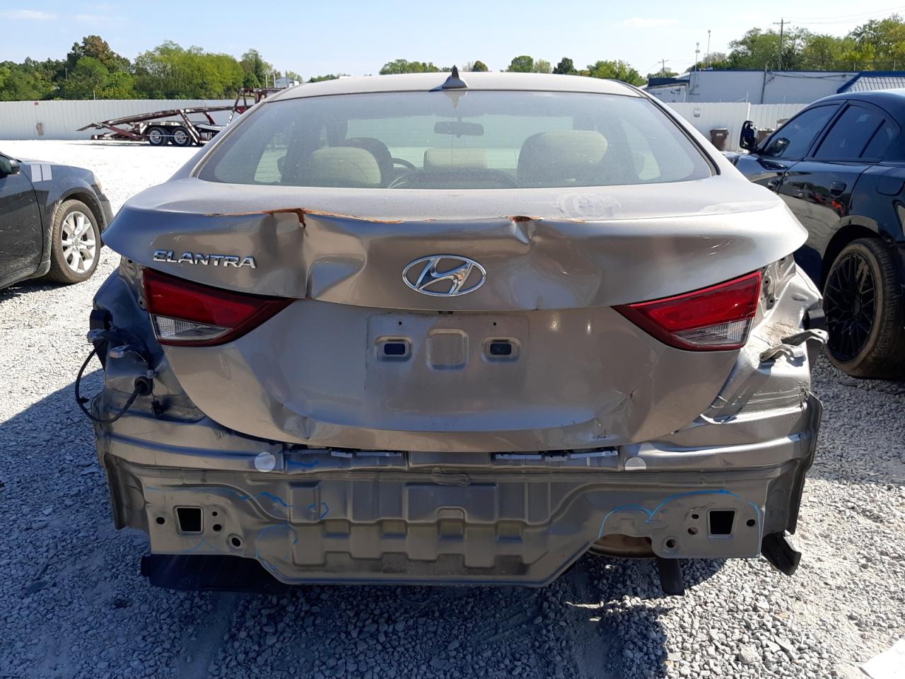 5NPDH4AE2GH672053 2016 Hyundai Elantra Se