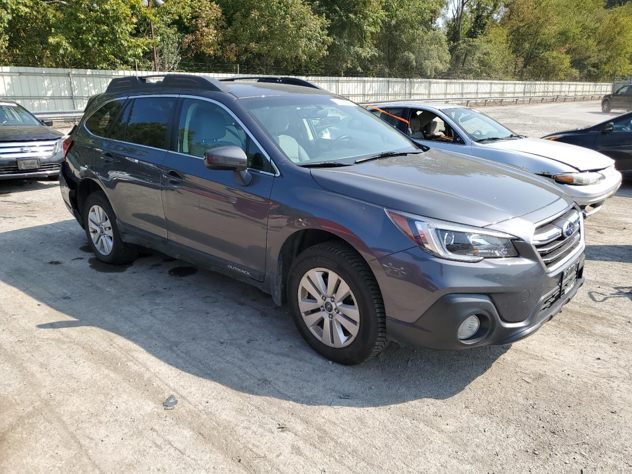 4S4BSACC2J3286217 2018 Subaru Outback 2.5I Premium