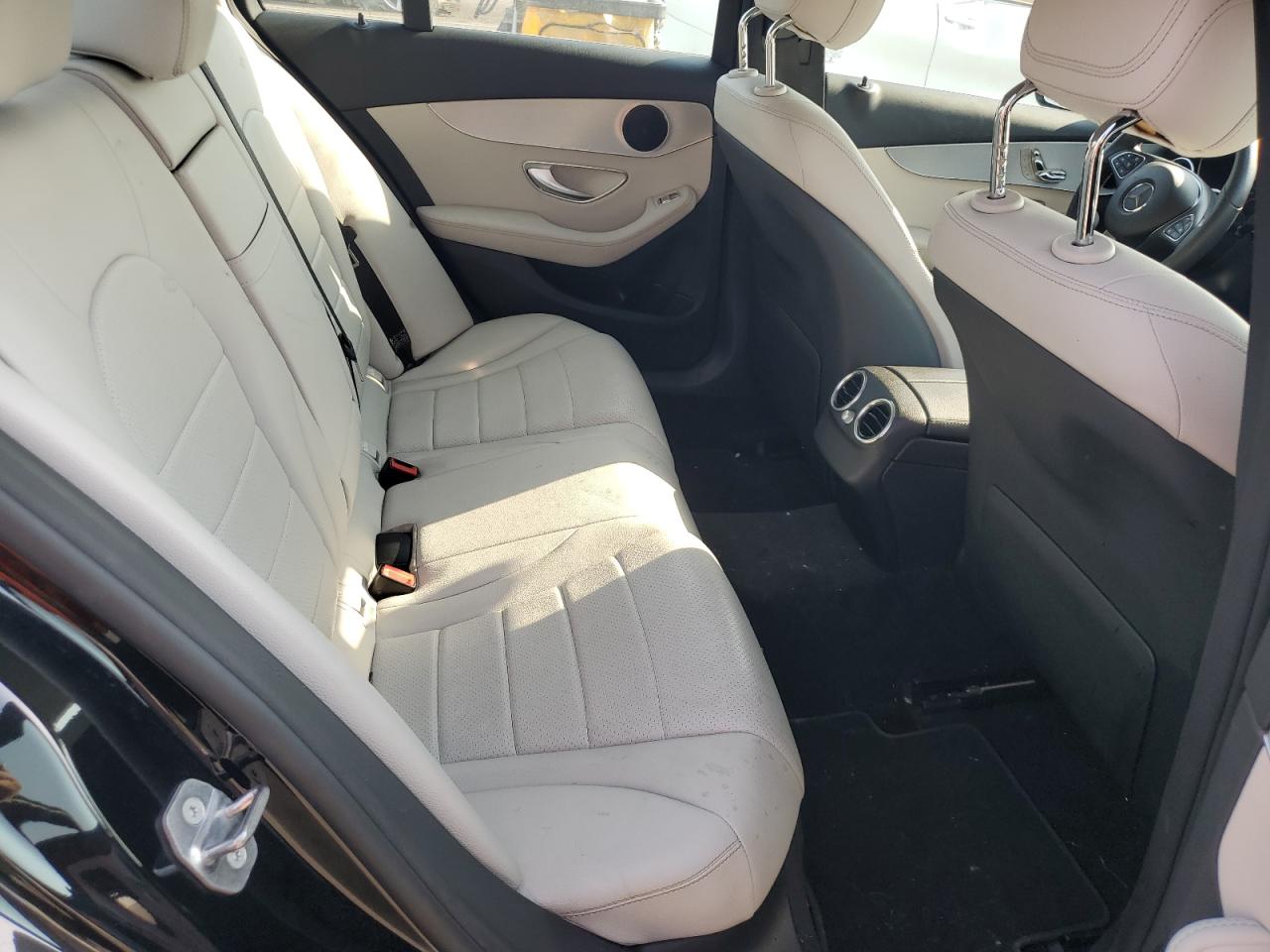 2017 Mercedes-Benz C-klasse - Image 10