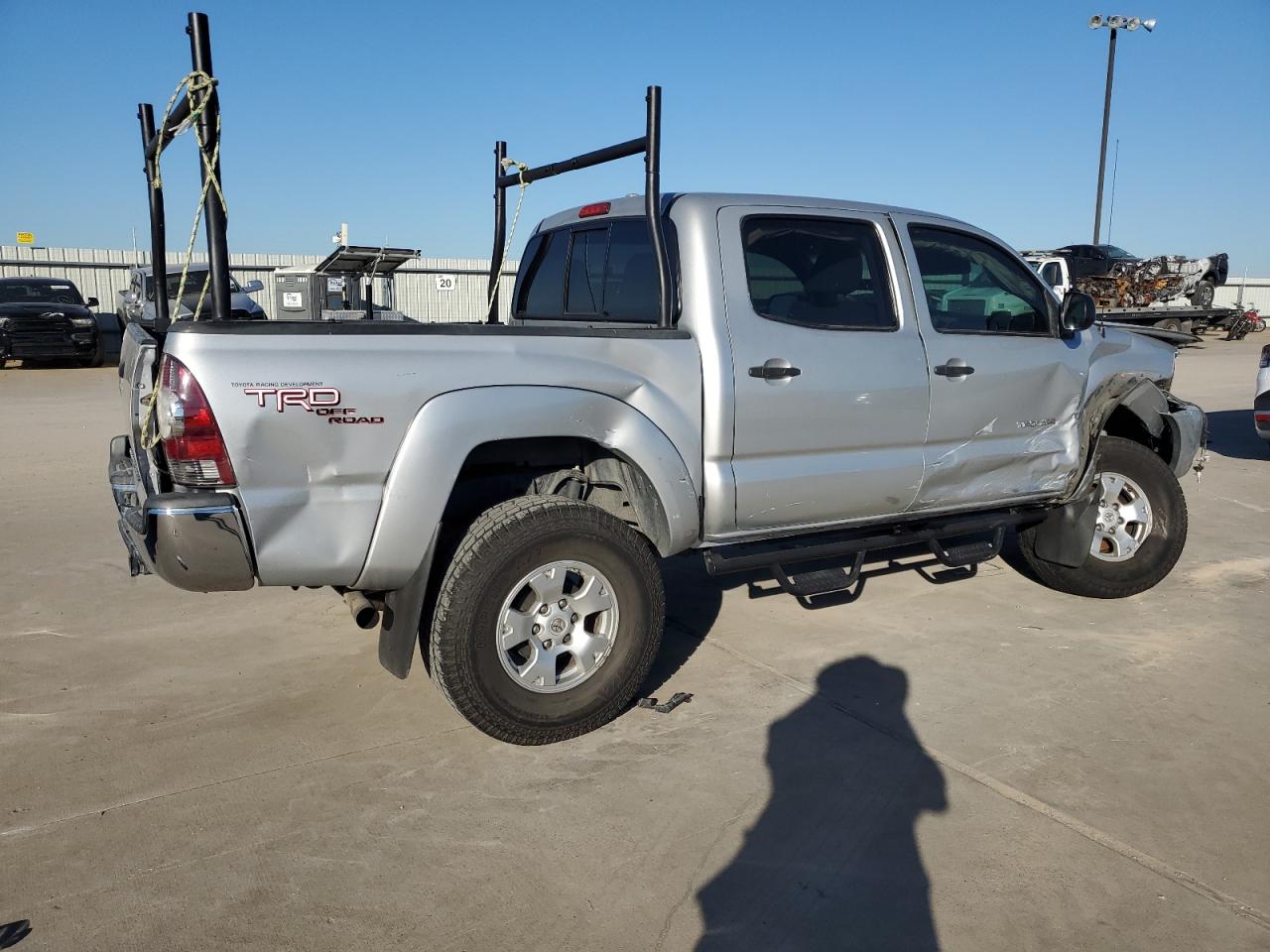 2010 Toyota Tacoma Double Cab Prerunner VIN: 3TMJU4GN1AM105288 Lot: 73367594