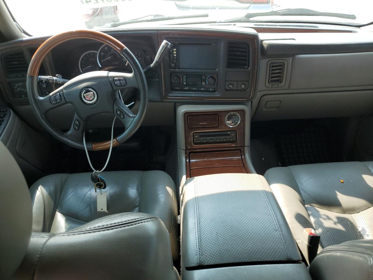 1GYEK63N24R204093 2004 Cadillac Escalade Luxury