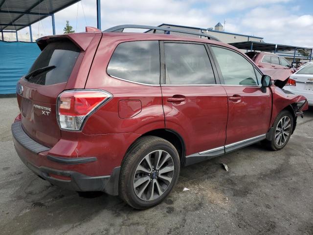  SUBARU FORESTER 2017 Червоний