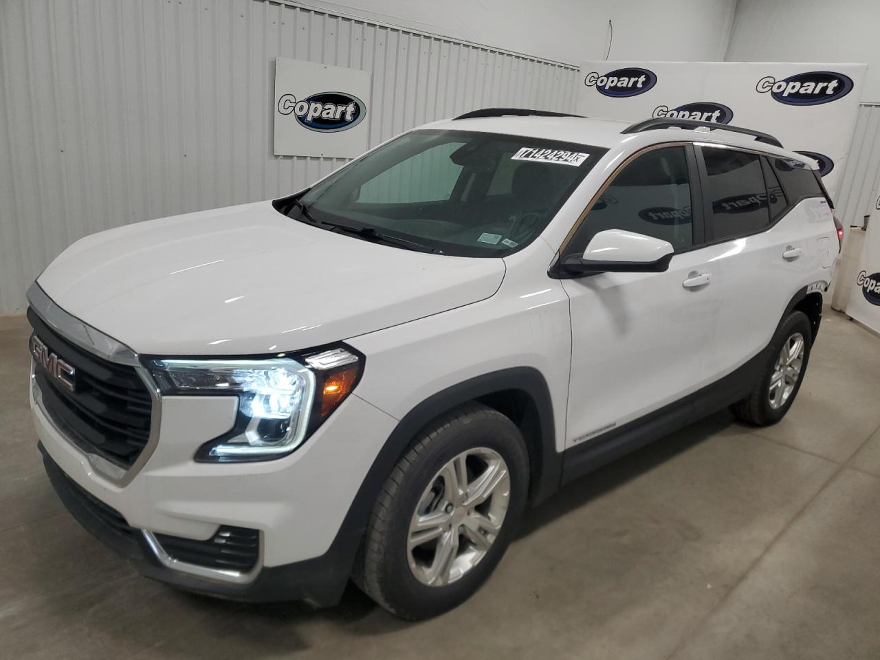2022 GMC Terrain - Image 1