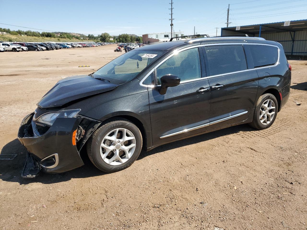 2C4RC1EG5HR578347 2017 CHRYSLER PACIFICA - Image 1