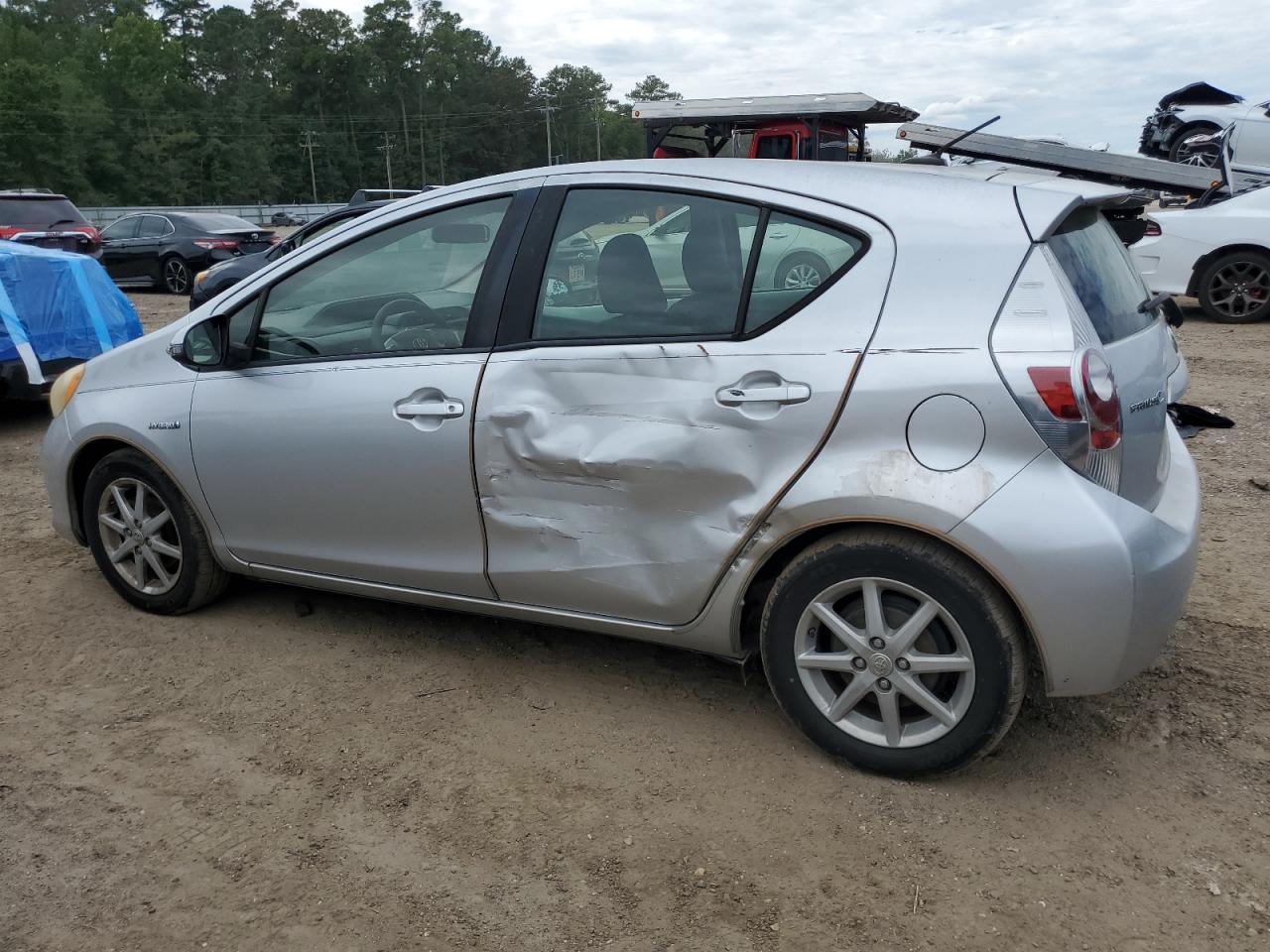 2013 Toyota Prius C VIN: JTDKDTB31D1039654 Lot: 69962564