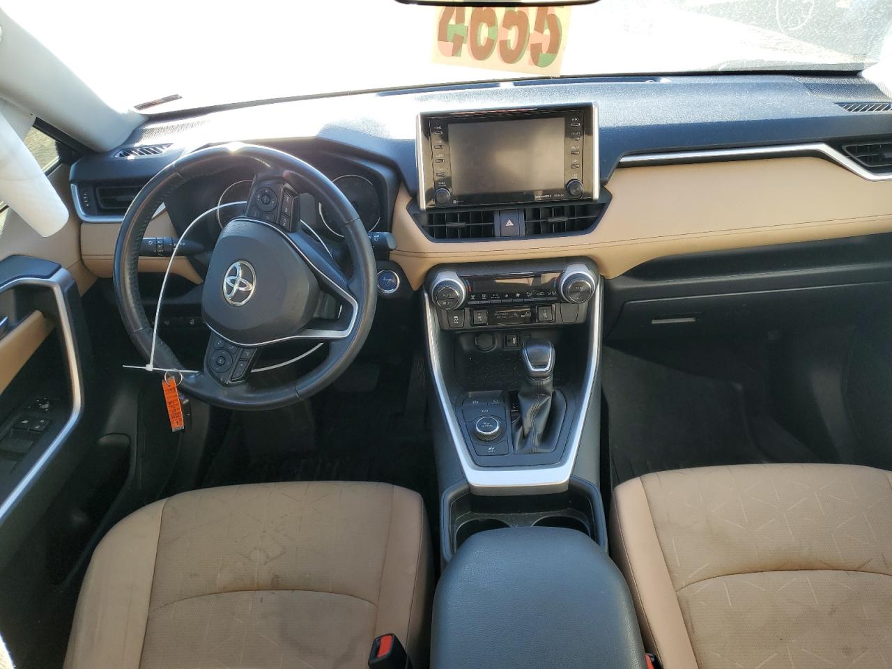 JTMRWRFV6KD024747 2019 Toyota Rav4 Xle