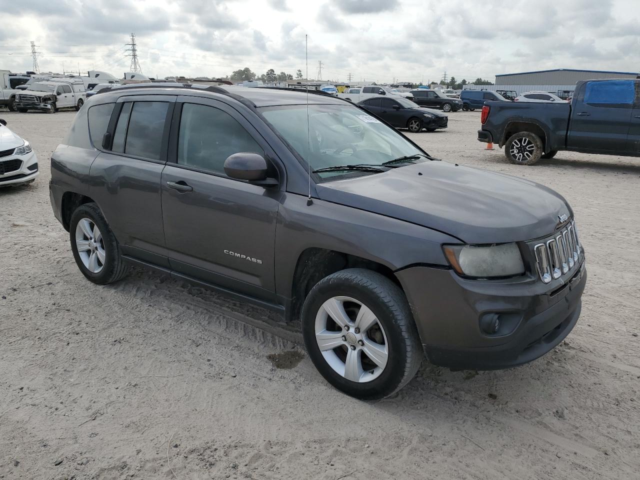 2016 Jeep Compass - Image 5