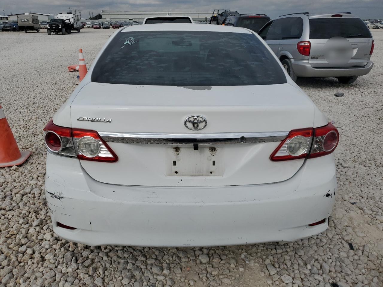 2013 Toyota Corolla Base VIN: 5YFBU4EE1DP187270 Lot: 72644724