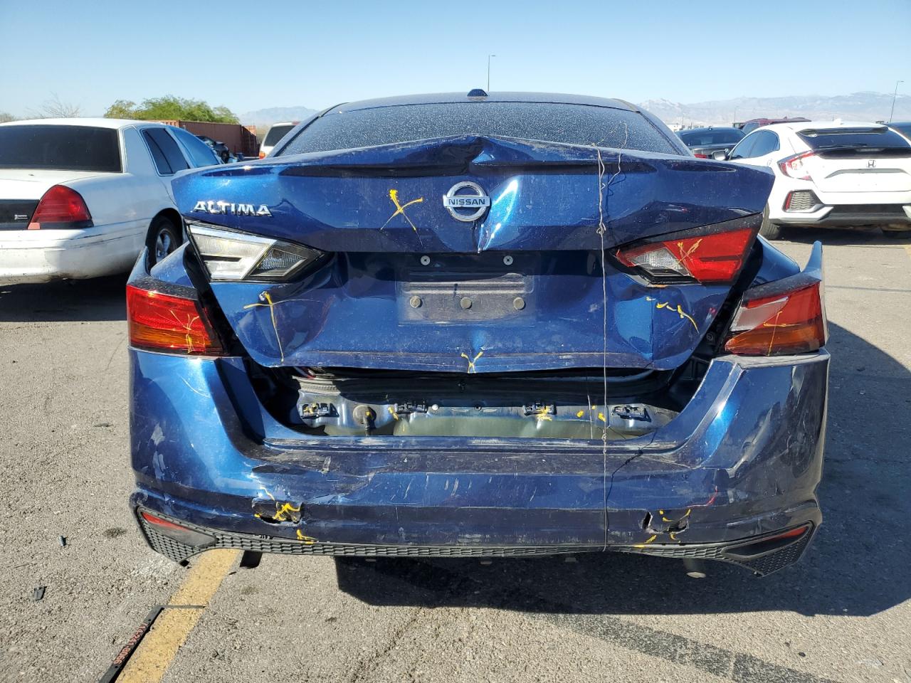 2019 Nissan Altima - Image 6