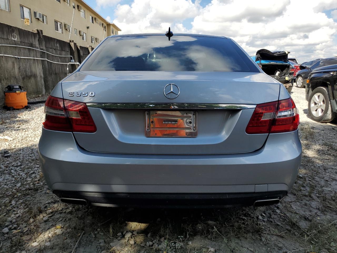 2013 Mercedes-Benz E 350 VIN: WDDHF5KB4DA725121 Lot: 72692194