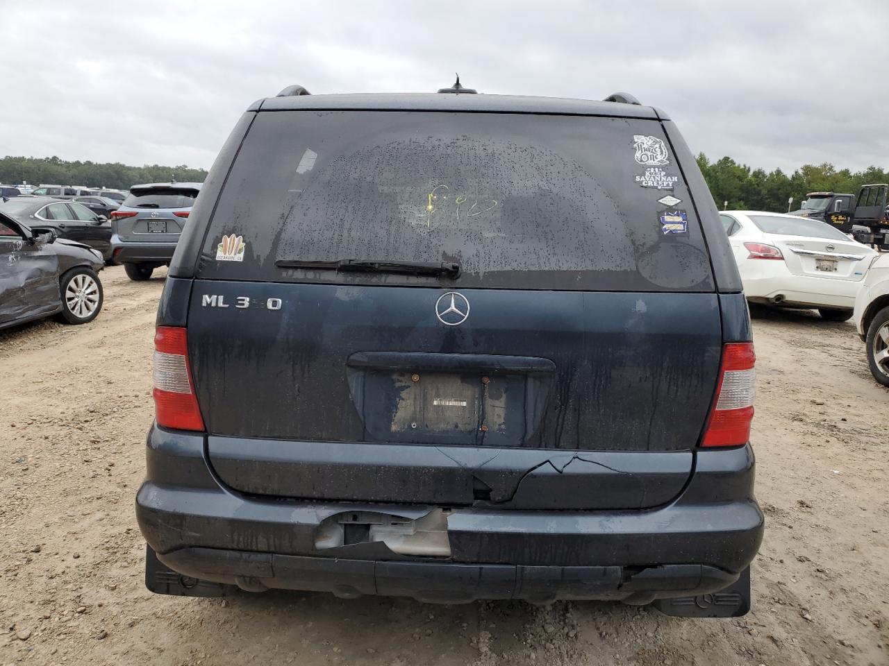 4JGAB57E63A410499 2003 Mercedes-Benz Ml 350