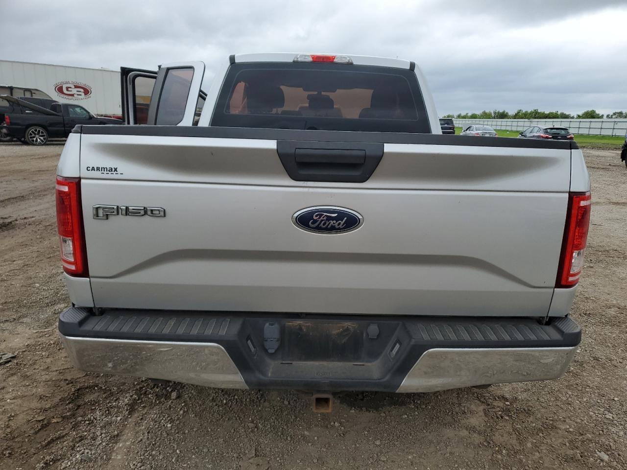 2017 Ford F150 Super Cab VIN: 1FTEX1C86HKD96993 Lot: 70272234