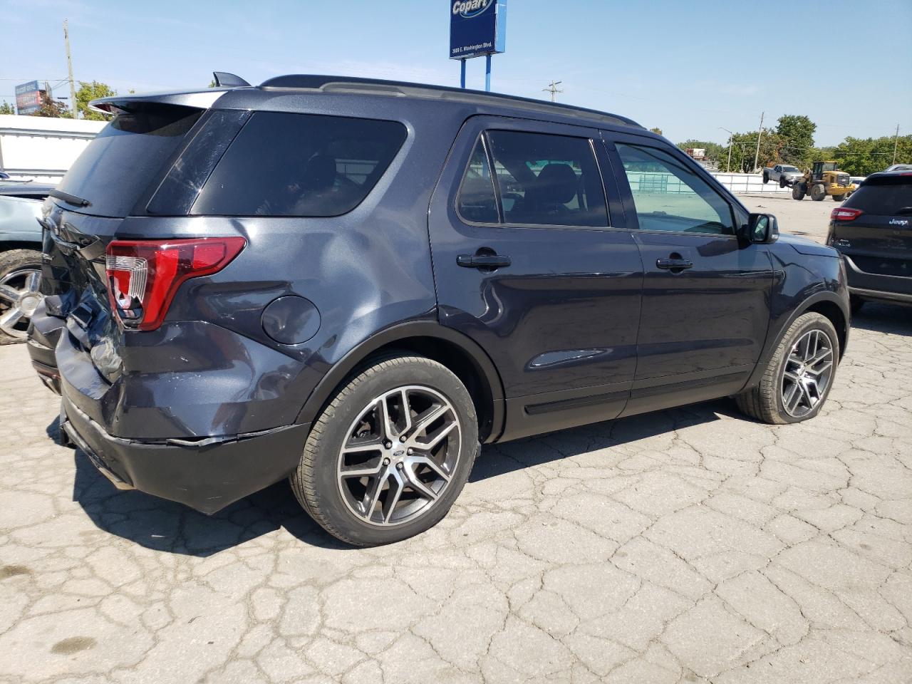 2017 Ford Explorer - Image 3