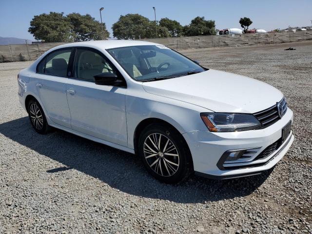  VOLKSWAGEN JETTA 2018 Белый