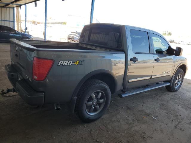  NISSAN TITAN 2015 Gray