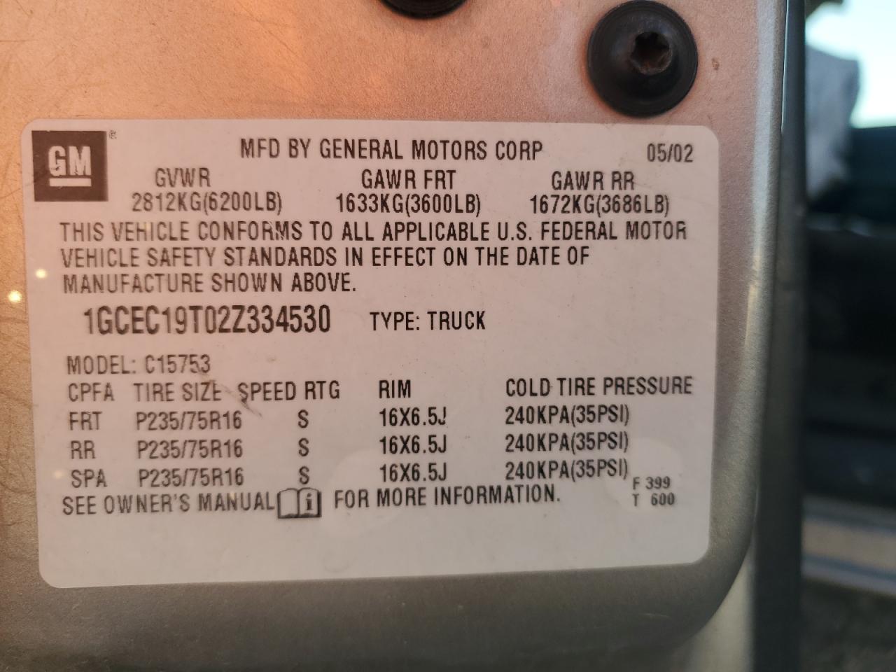 2002 Chevrolet Silverado - Image 12