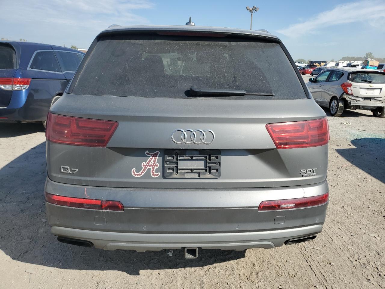 WA1LAAF71HD005985 2017 Audi Q7 Premium Plus