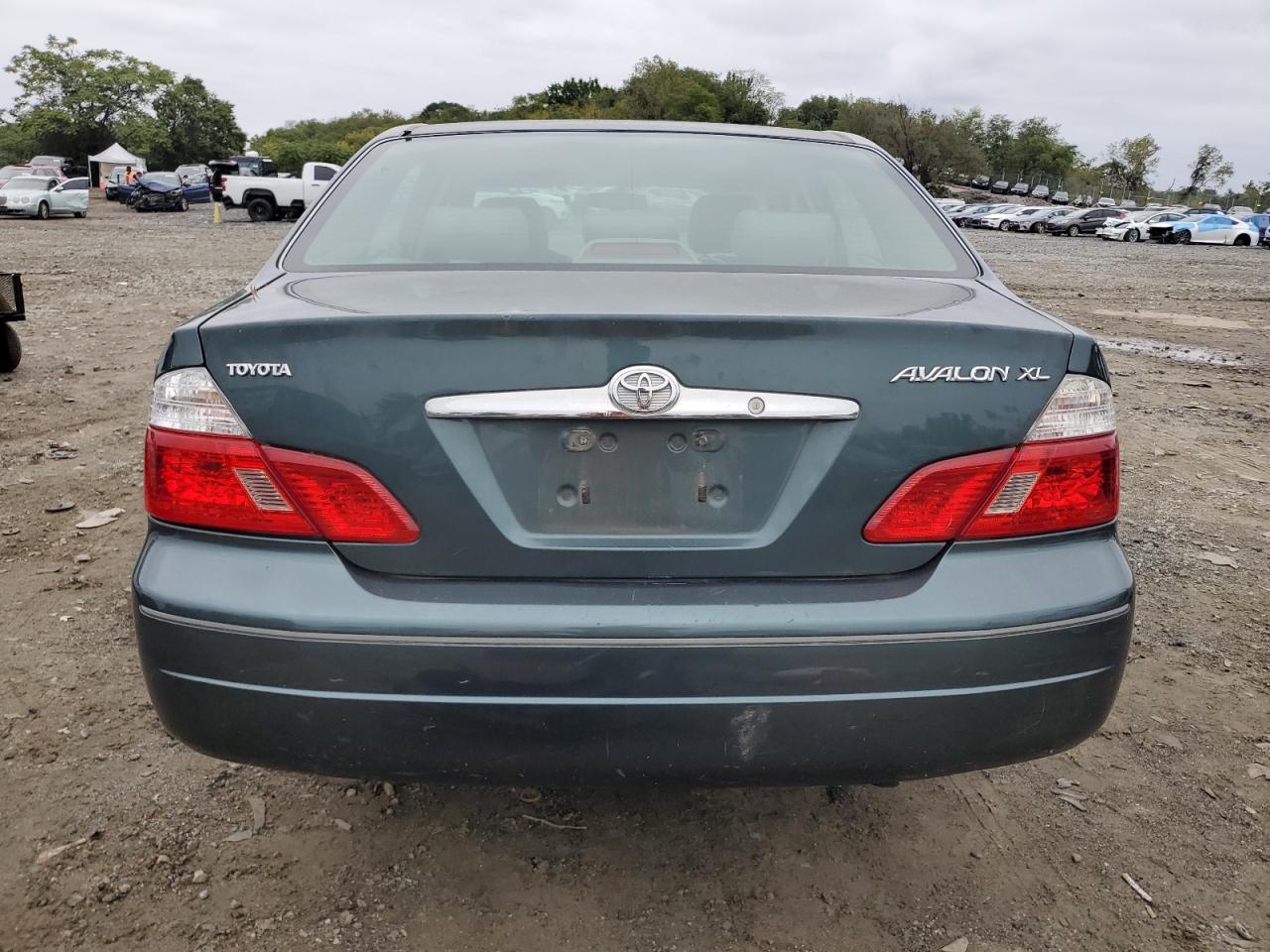 2004 Toyota Avalon Xl VIN: 4T1BF28BX4U358208 Lot: 72861874