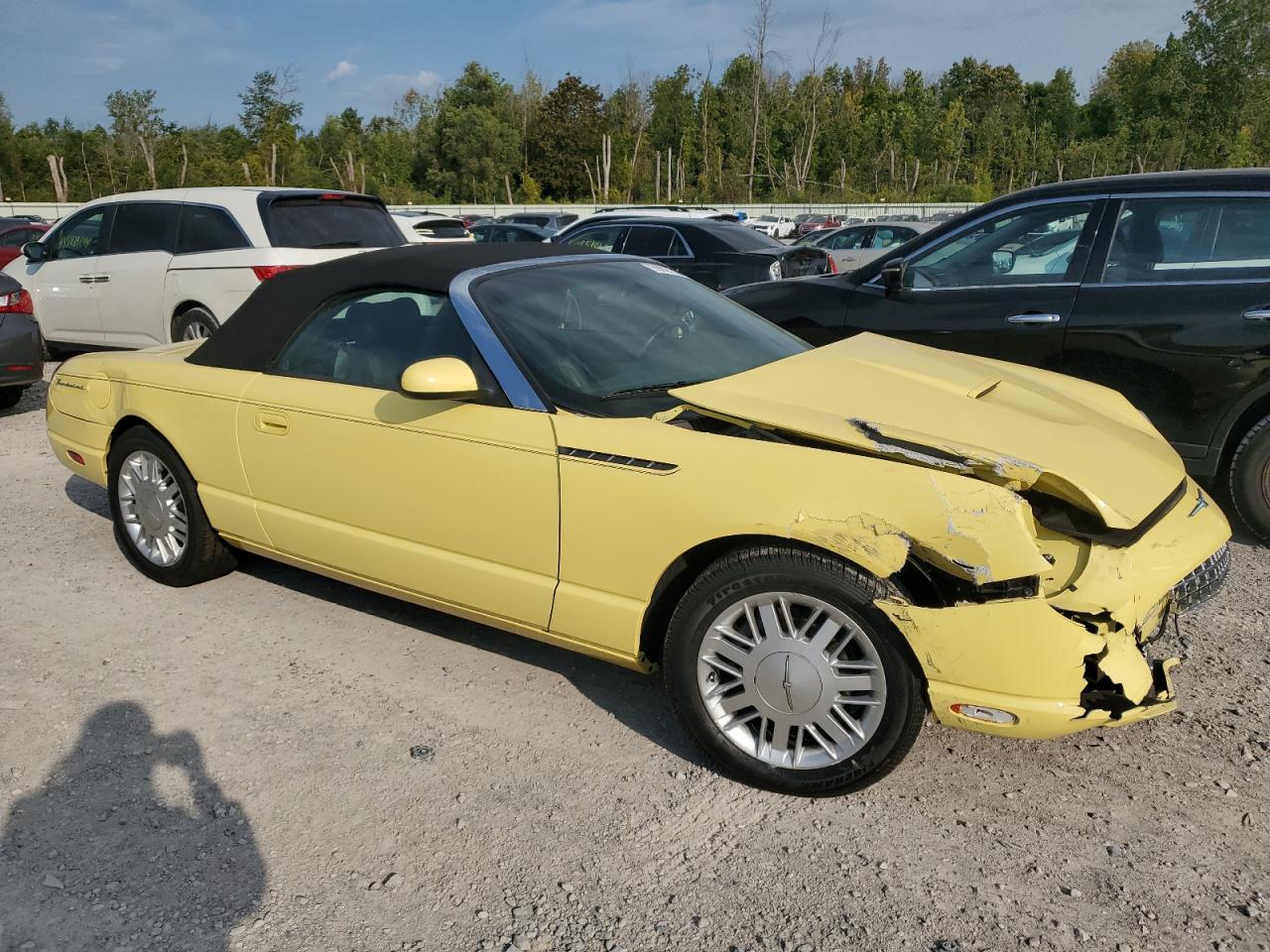 2002 Ford Thunderbird - Image 4