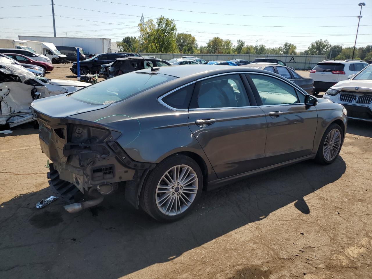 2016 Ford Fusion - Image 3