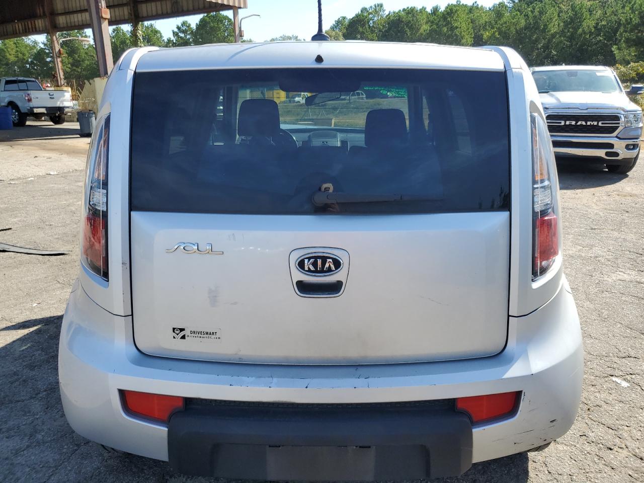 KNDJT2A29A7130939 2010 Kia Soul +