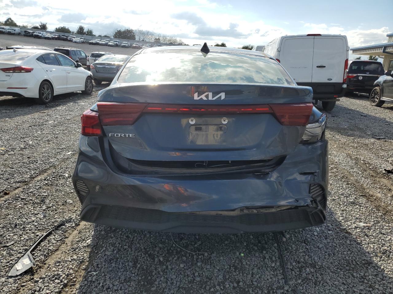 2023 Kia Forte Lx VIN: 3KPF24AD8PE518100 Lot: 71586944