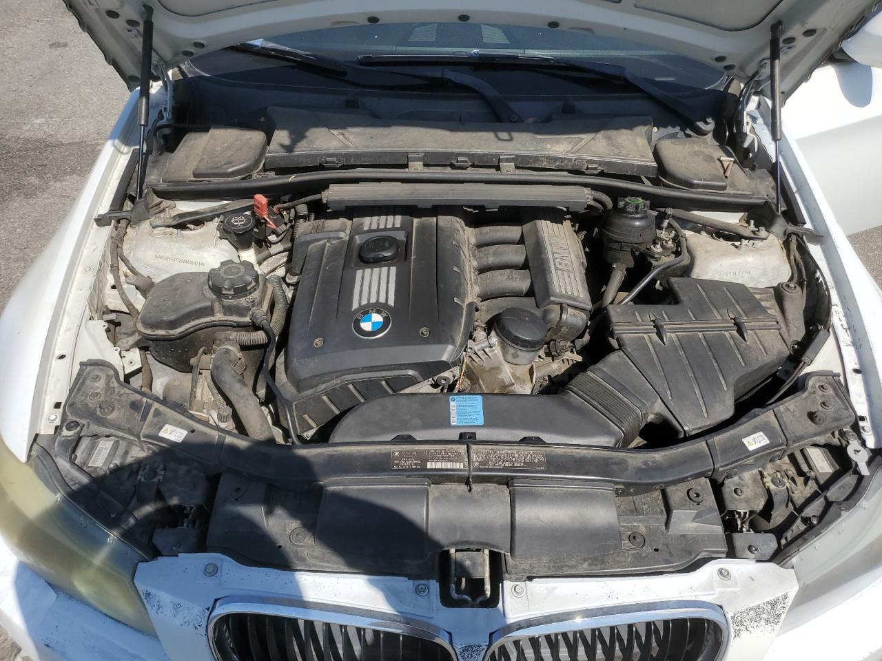 2010 BMW 3er - Image 11