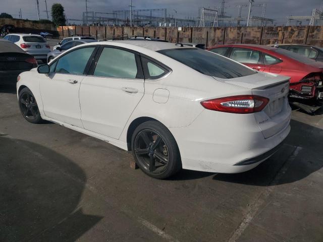 Sedans FORD FUSION 2016 White