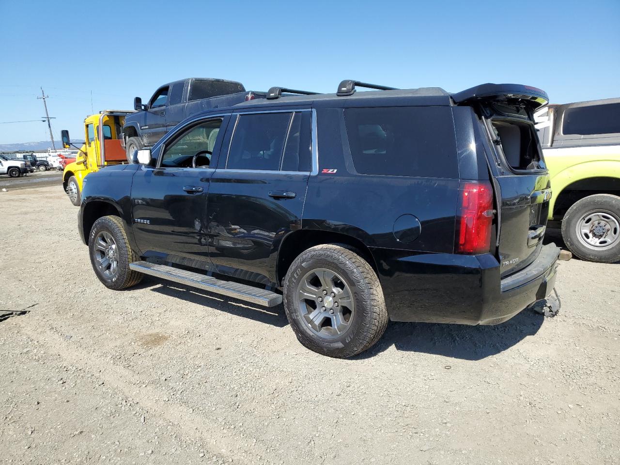 1GNSKBKC7FR685759 2015 CHEVROLET TAHOE - Image 2