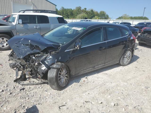 2014 Ford Focus Titanium продається в Lawrenceburg, KY - Front End